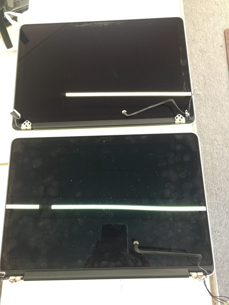 Macbook Pro A1502 Mid 2014真っ白で映らない 液晶パネル交換6