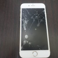 液晶割れ iPhone6s 2