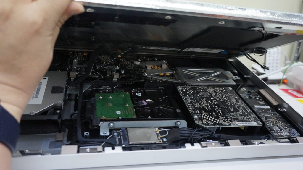 HDD異常 起動しない SSD換装 iMac A1224 2