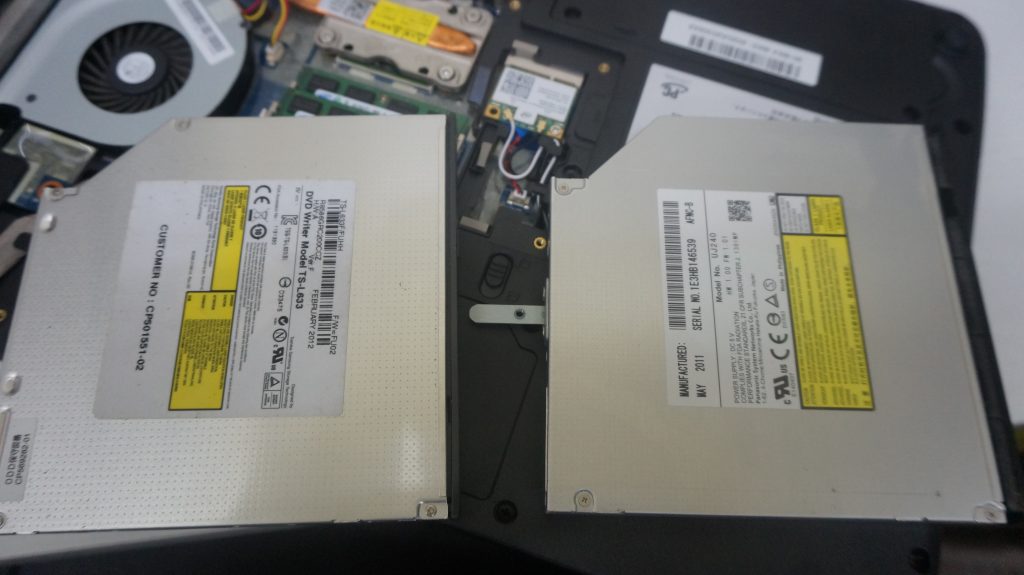 HDD異常で動きが遅い SSD換装 DVDドライブ交換 NEC LL750/E 7