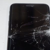 液晶割れ(ヒビ割れ)交換 iPhone7 2