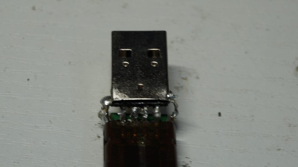 SONYノック式USBメモリが折れたのでハンダ修理 6
