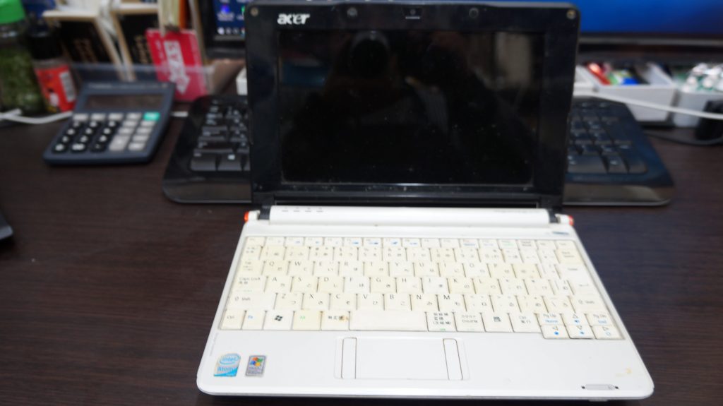 起動しないWindows XP パソコンからデータ救出 Acer Aspire One 1