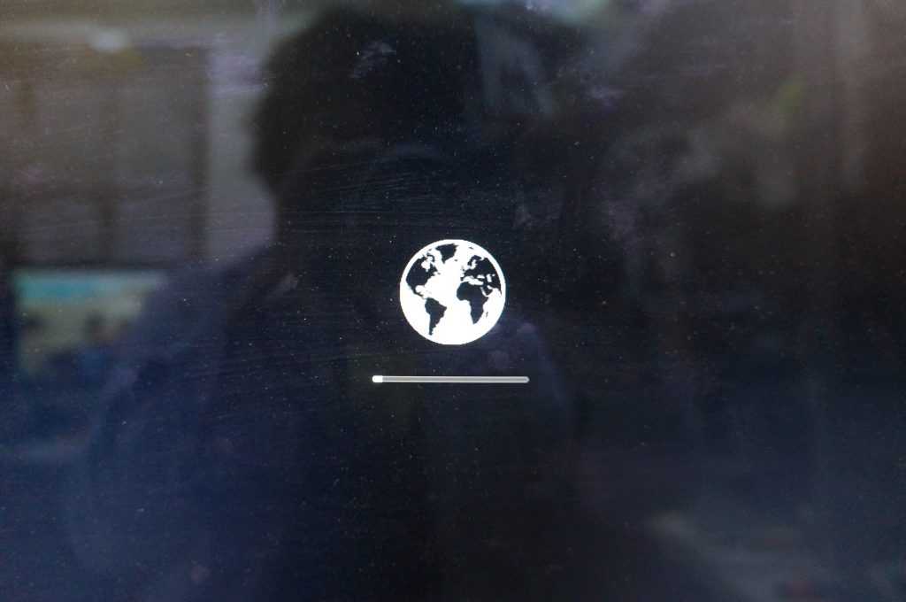 Appleロゴの途中で落ちる HDD交換 iMac 27 A1419 8