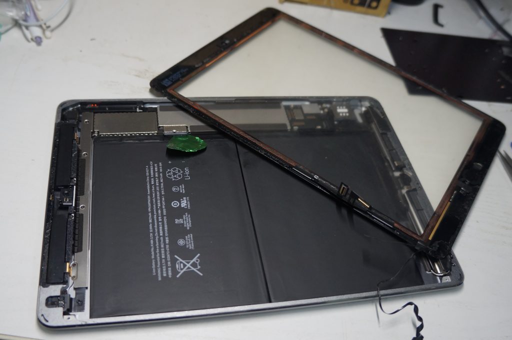 バッテリー劣化でバッテリー交換 iPad Air 6