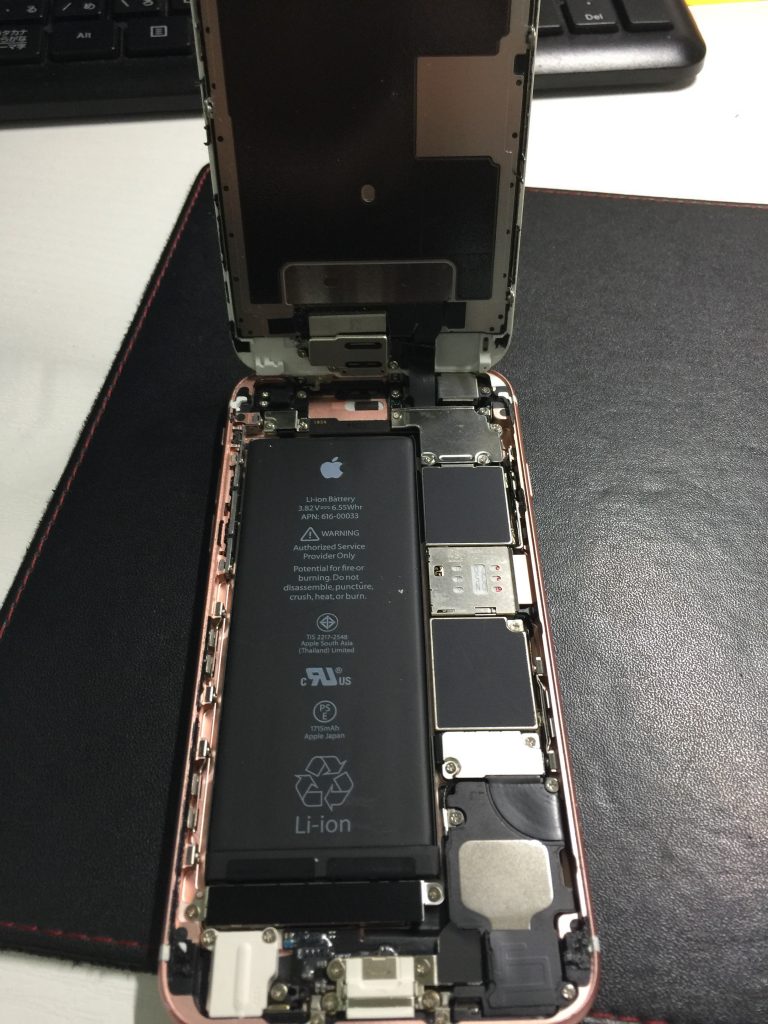 iPhone6s 液晶画面パネル交換2
