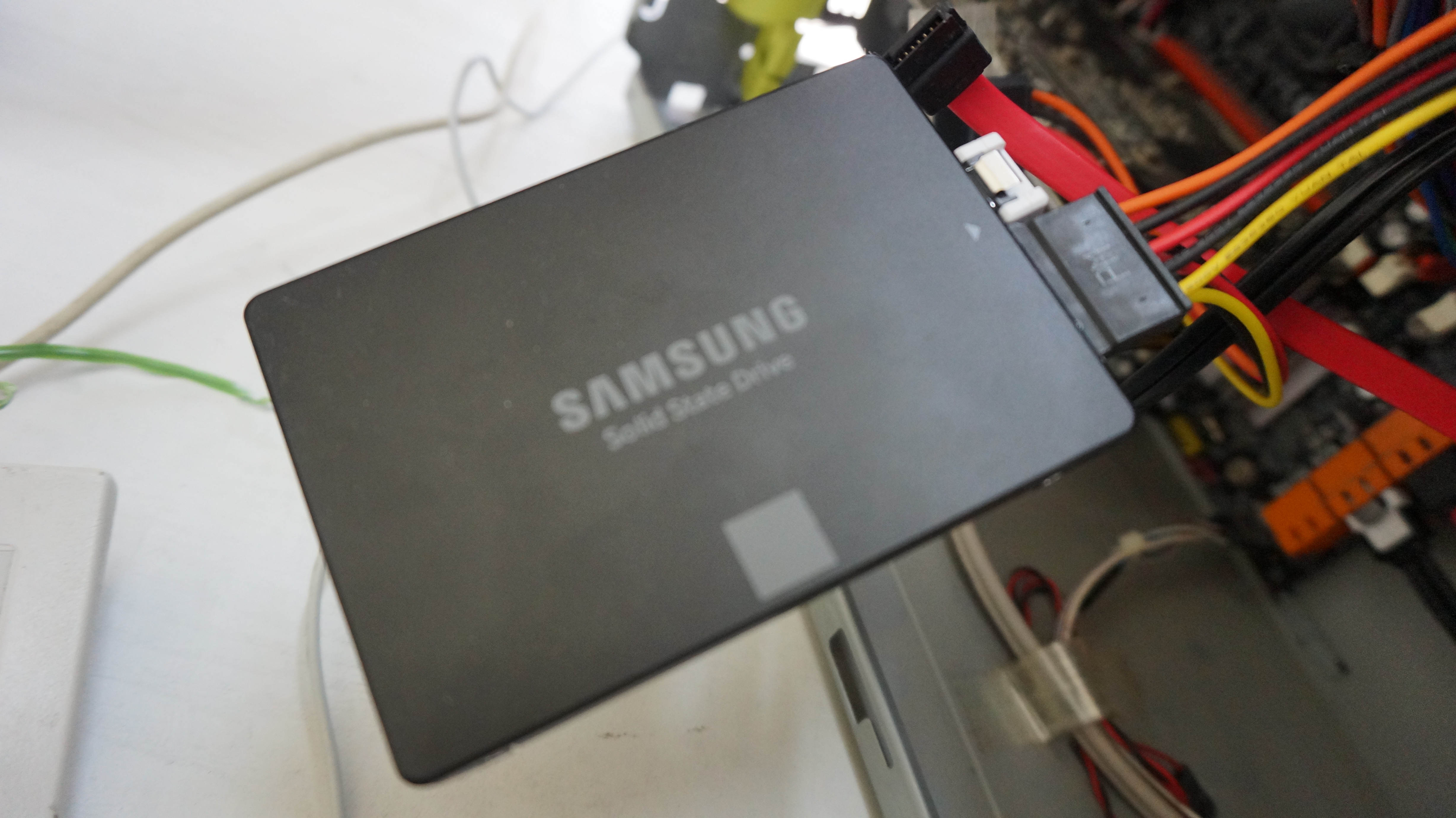 LESANCE DT(UNITCOM)　パソコン 中古】LESANCE DT P2513 〔Windows 10〕 [2133016009779] - リコレ