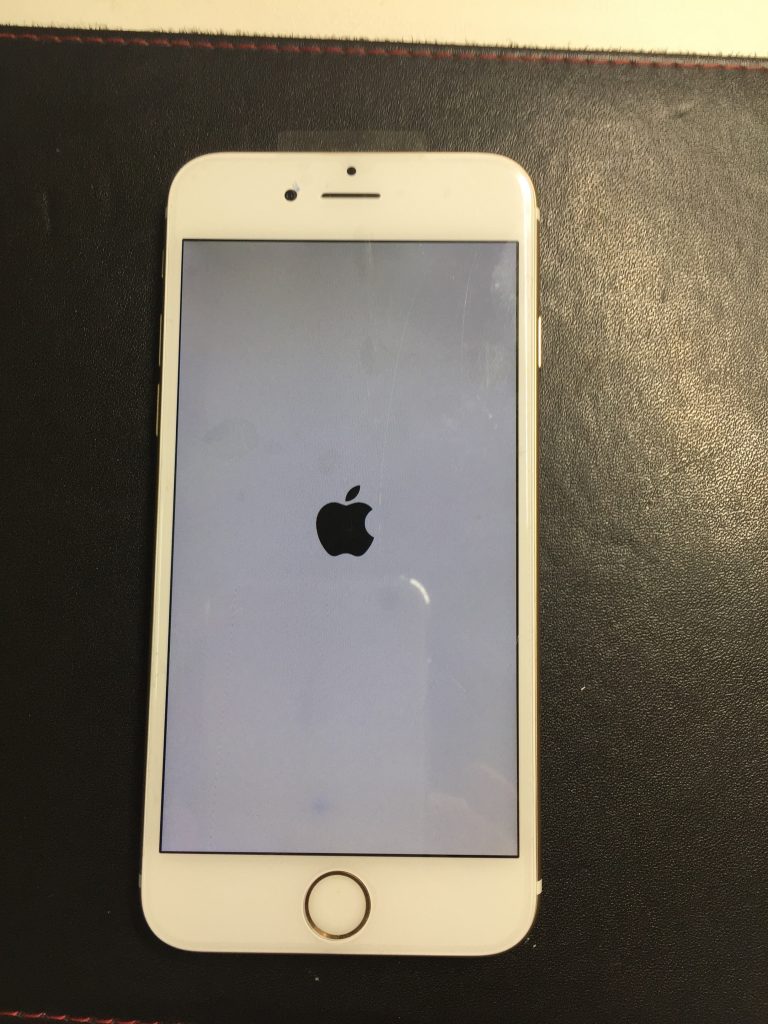 iPhone6白 液晶画面が割れを安く交換します。さらに特典あり！3