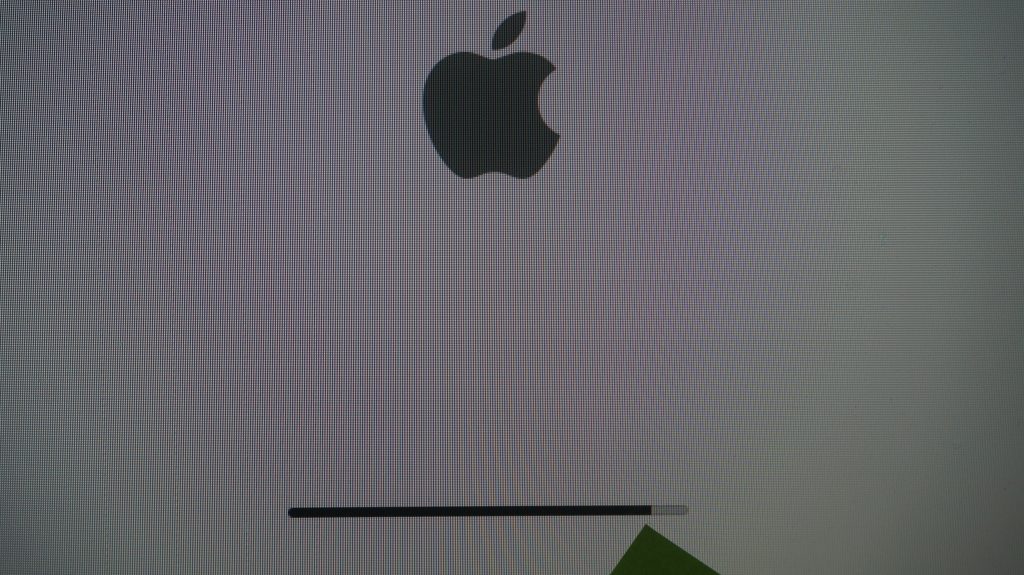 iMac A1312 Late 2009 画面が真っ白で起動しない HDD交換 OS再インストール3