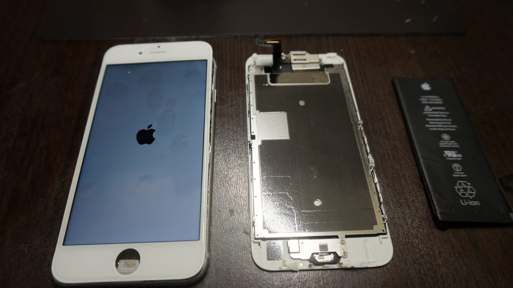 液晶交換 iPhone6s 3