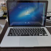 液晶交換 Macbook Pro A1502 Retina 2013 1