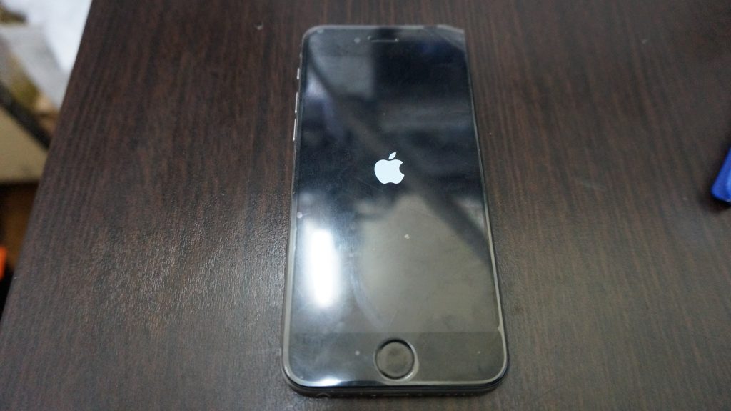 安い液晶交換 iPhone6s 5