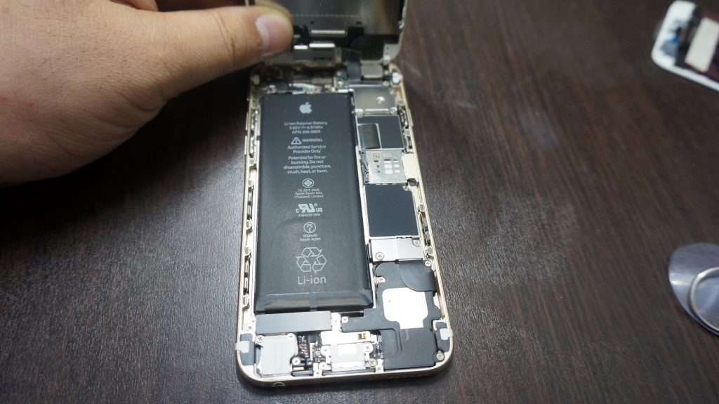 液晶ガラス割れ交換 iPhone6 3