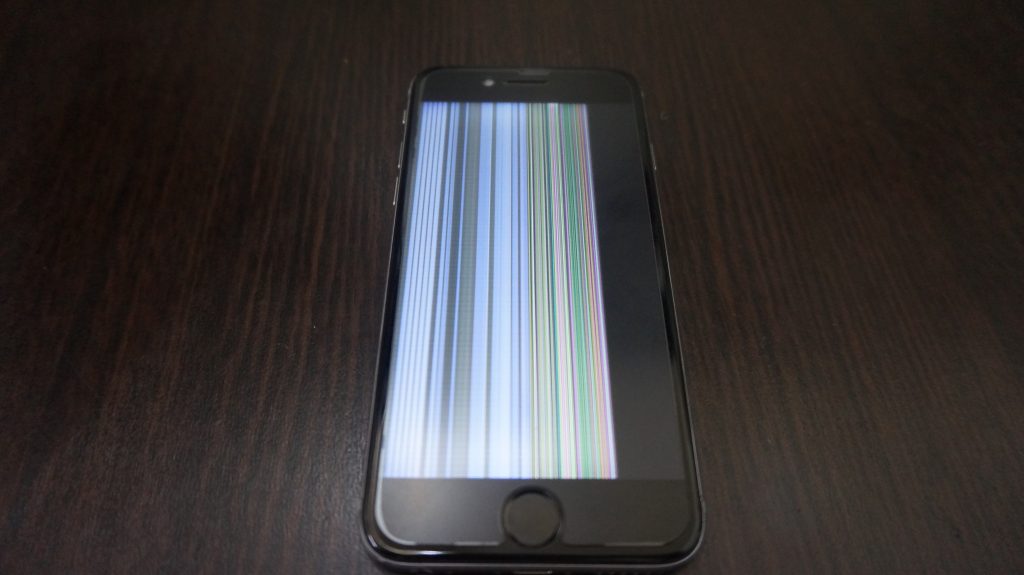 画面交換 液晶に縦線 iPhone6 1