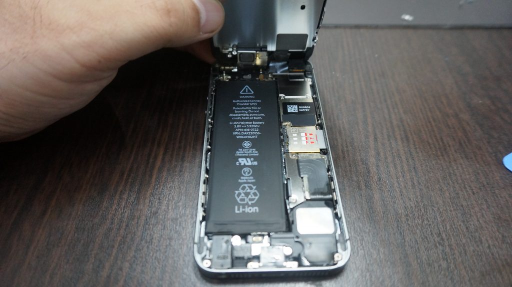 iPhone6 水没・バッテリー交換 2