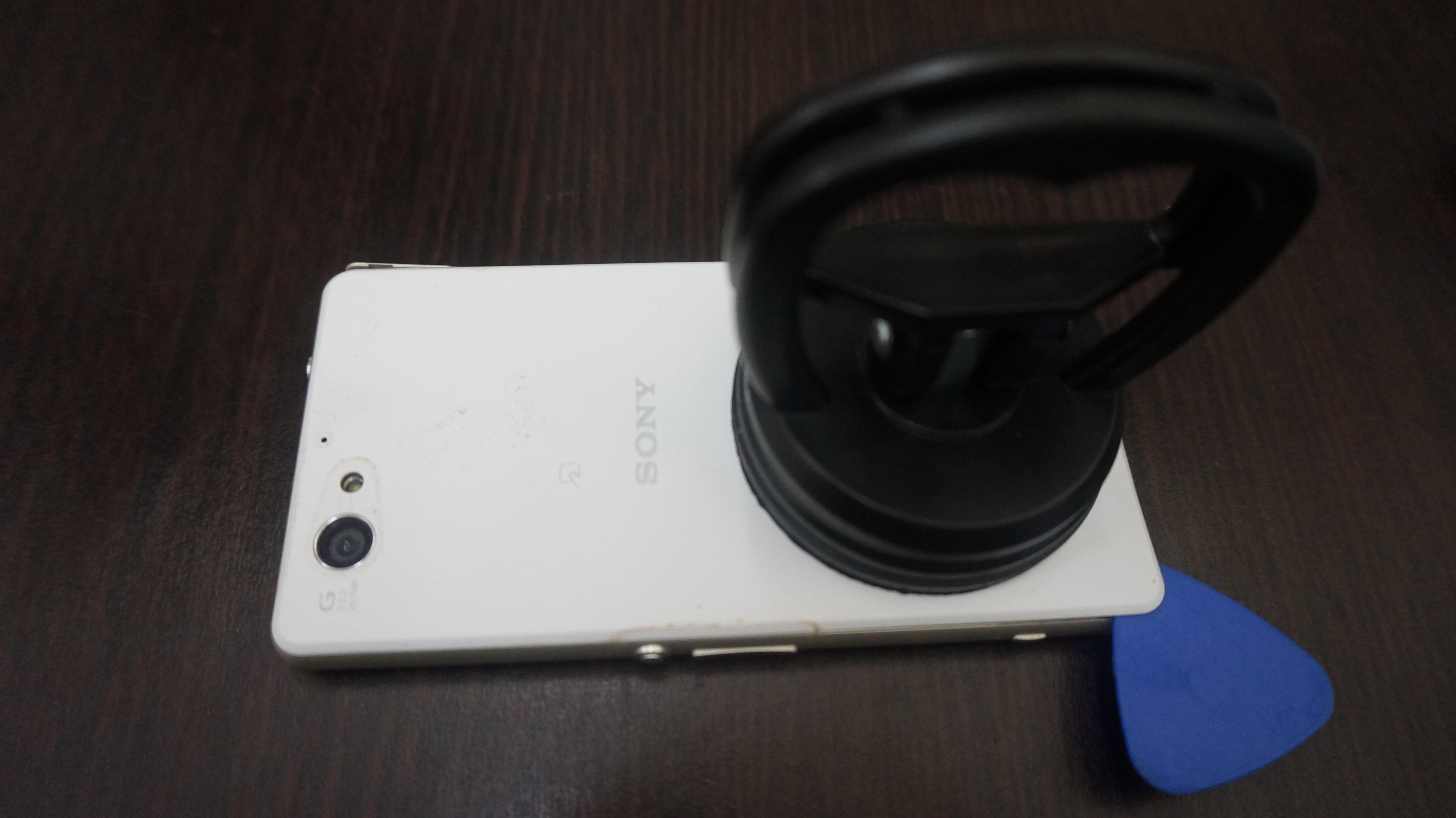 バッテリー交換 Xperia J1 Compact(Z1f) 2