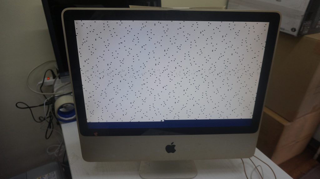 グラフィックが乱れる グラボ交換 iMac A1224 1