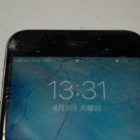ガラス割れ液晶割れ上部角 液晶パネル交換 iPhone6s 1