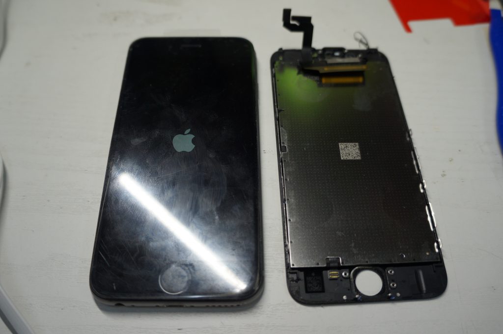 ガラス割れ液晶割れ上部角 液晶パネル交換 iPhone6s 5