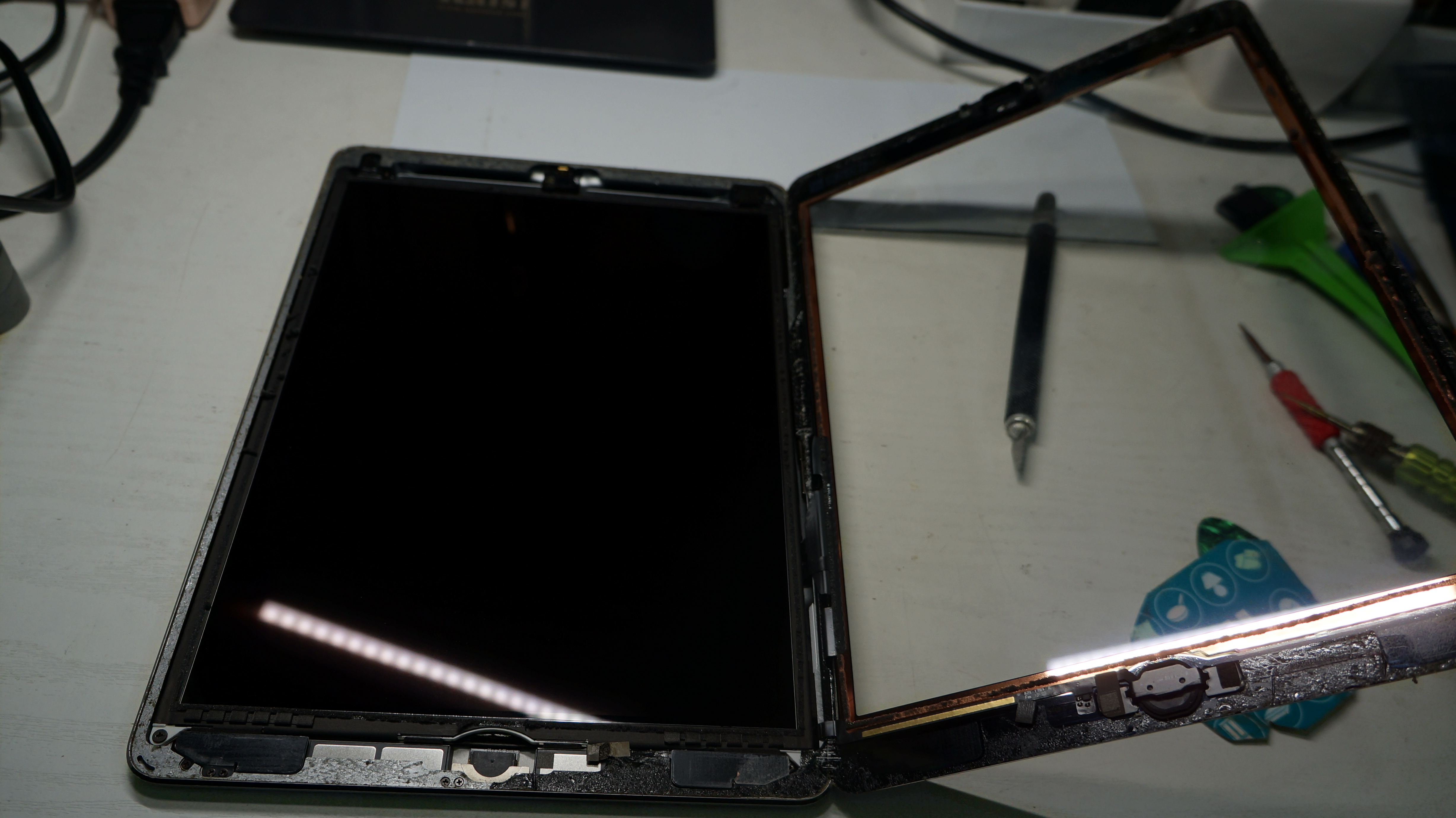 バッテリーが劣化したのでバッテリー交換 iPad Air 3