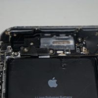 バイブスイッチあたりを強打し画面割れ 液晶パネル交換 iPhone6 Plus 5