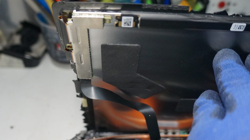 液晶割れにより液晶交換 Surface Pro5 6