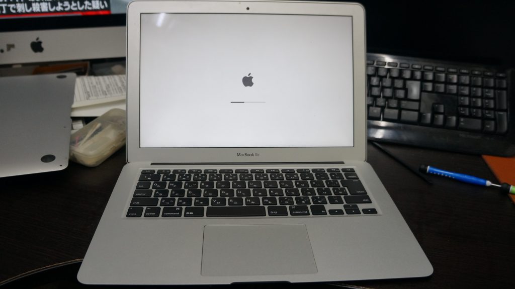 何かをこぼしキーボードが使えない キーボード交換 Macbook Air A1466 7